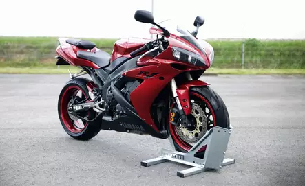 MOOTTORIPY=C3=96R=C3=84TELINE - Kuljetustelineet - 18910 - 2